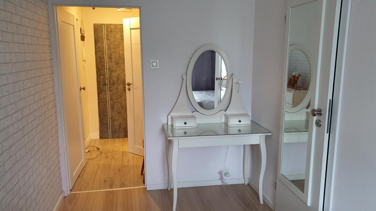 Spokojna Apt Катовице Екстериор снимка